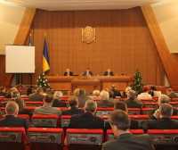 Парламент проведет слушания по вопросу конституционных полномочий Крыма