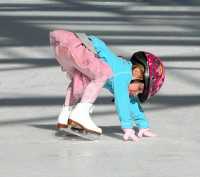 Воспитанников детдомов Симферополя бесплатно научат кататься на коньках