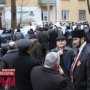 В Симферополе курултай крымских татар утверждает новую систему выборов. Оппозиция устроила пикет
