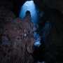 При падении группы людей в пещеру в Крыму погиб человек