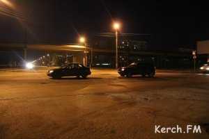 В Керчи на перекрестке столкнулись два автомобиля