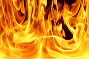 На пожаре в Керчи нашли тело мужчины