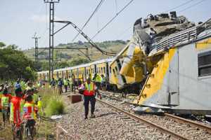 В железнодорожной катастрофе в ЮАР пострадало около 300 человек