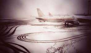 Более 100 рейсов отменили в аэропорту Пекина из-за снегопадов