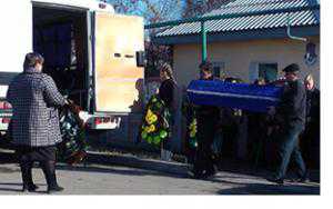 В Столице Крыма похоронили малыша, задушенного молодой матерью