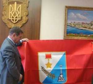 Флаг Севастополя доставят на Северный полюс