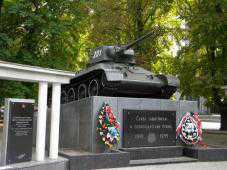В Симферополе отремонтируют памятник-танк