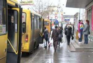 Жители Симферополя жалуются на маршрутчиков