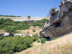 Копателей могильника – памятника археологии повязали в Крыму