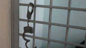 В Симферополе за год досрочно освободили почти 400 заключенных