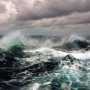 В Крыму прогнозируют ураганный ветер и пятиметровые волны