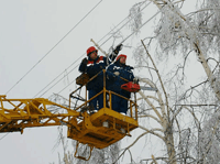 Непогода оставила крымские города и села без электричества