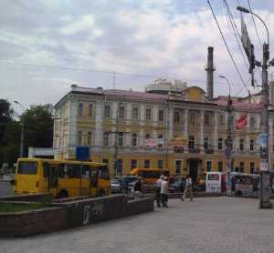 Власти Симферополя решили убрать из центра города ещё 65 маршруток