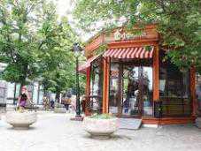 Мэр Симферополя обещает разобраться с незаконным кафе в центре города