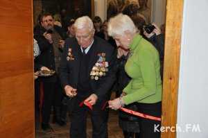 Ко Дню освобождения в Керчи открыли две выставки