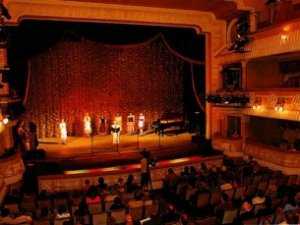 Какие премьеры ожидаются в крымских театрах
