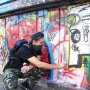 В Ялте задержали «граффитчика», раскрашивавшего стены университета