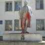 В крымском селе неизвестные обилили краской памятник