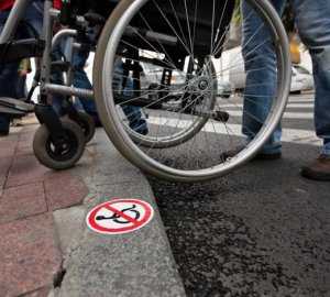 Инвалиды Крыма заявили о безразличии властей к их проблемам
