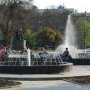 В Симферополе, в парке Тренева запустили фонтаны