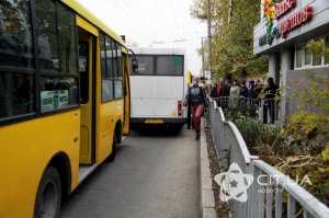 В Столице Крыма проверили опасные маршрутки и отпустили их работать дальше