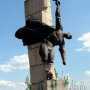 Могилёв распорядился восстановить изуродованный памятник советским воинам