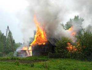 На пожаре под Армянском погиб дачник