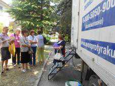 В Алушту привезли передвижной маммограф