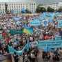20 тыс. крымских татар митинговали в день депортации