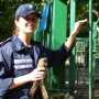 Крымские спасатели передали раненого сокола в Симферопольский зооуголок