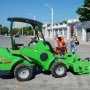 Коммунальщикам Евпатории дали мини-трактор для покоса травы