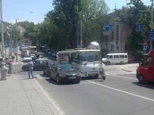 На ул. Адм. Октябрьского тройная авария