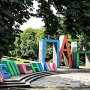 В Детском парке Симферополя обновляют главный вход