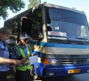 ГАИ запретила в Крыму эксплуатацию 215 неисправных автобусов