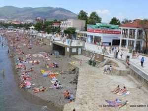 МВД рассказало, почему тело полдня лежал на пляже в Судаке