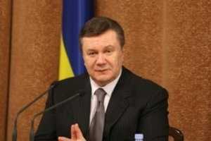 Янукович спросил у Могилева о доступности крымских пляжей