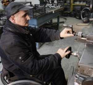 Для закупки продукции предприятий инвалидов в Крыму сделают программу