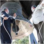Президенты Украины и России поучаствовали в освящении большого колокола в Херсонесе