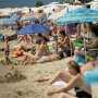 Минкурортов Крыма подготовило прогноз оплаты входа на пляжи полуострова: на половине осадки в 50 гривен