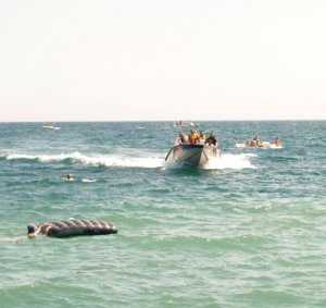 За купальный сезон в Крыму спасли 32 унесенных на матрацах купальщиков