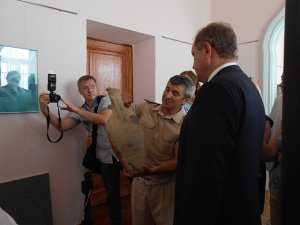 Могилёв пообещал 300 тыс. долларов Черноморскому центру подводных исследований