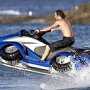 В Черноморском мужчина на водном мотоцикле врезался в двух женщин на катамаране