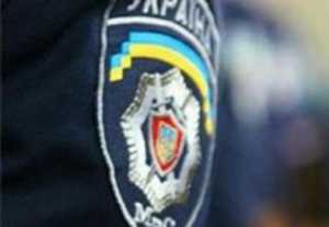 Крымский милиционер погорел на взятке от торговцев