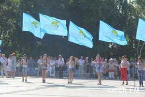 Мэр Керчи проигнорировал торжества в честь Дня независимости, прошедшие под флагами Партии регионов