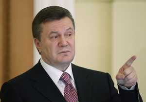 Янукович наградил Грубу, Иоффе, Удовину и других крымских VIPов