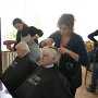 В Киевском районе Симферополя проходят акции по бесплатному предоставлению парикмахерских услуг