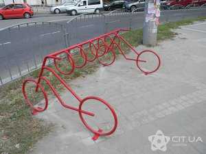 Возле городского совета Симферополя установят велопарковку