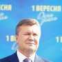 Янукович пообещал всем школам интернет, ученикам — планшеты