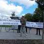 «Обама, не тормози, бомби!» – украинские националисты пикетировали посольство США