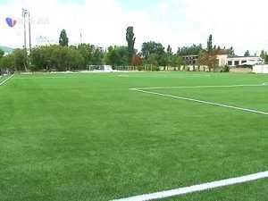 В Симферополе открыли новое футбольное поле